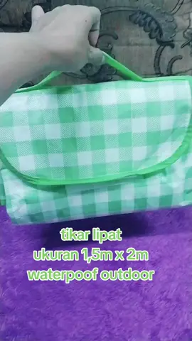tikar lipat mudah dibawa kemana mana bisa buat alas piknik atau camping bahan waterpoof #tikarlipat#waterpoofoutdoor#mudahdilipat#alaspiknik#alascamping#