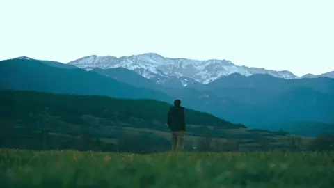 Just go out, even if it’s alone. #nature #cinematic #film #sailorsong 