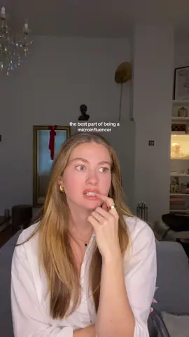 professional overthinker 💅🏼🙃💖 #microinfluencertips #microinfluencertiktok #microinfluencer #tiktokgrowth #viral #fyp #fyppp #contentcreator 