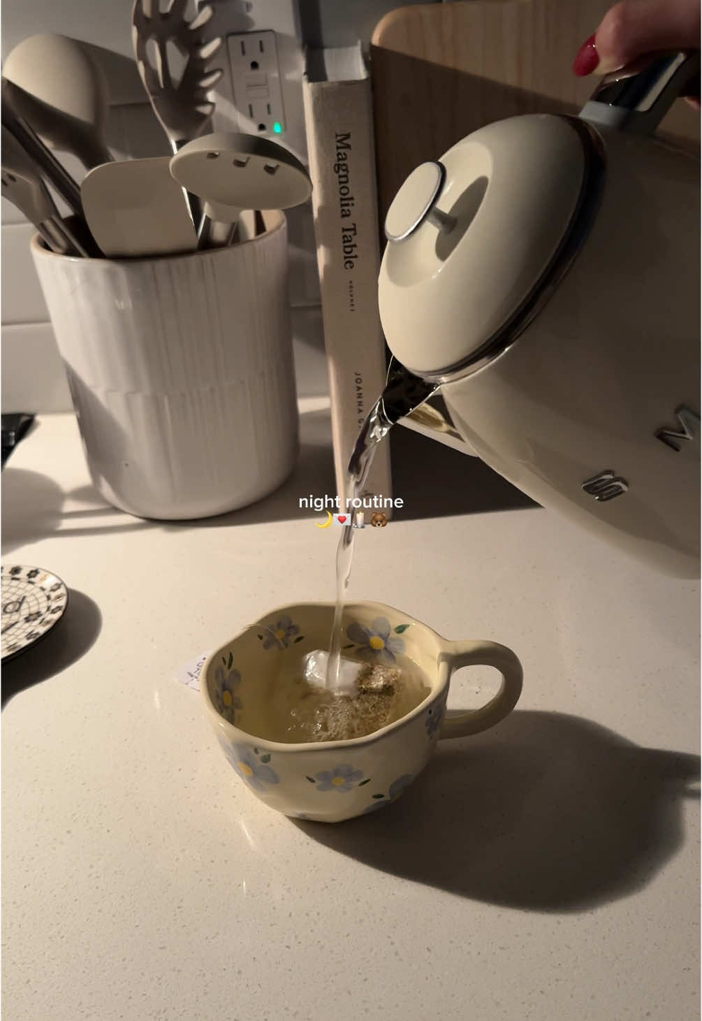 self care nights after Christmas are a must 🐻🕯️💌 #nightroutine #aesthetic #cozy #cozyathome #nightcore #pinterest #pinterestaesthetic #fyp #cleangirl #viral  @Josie Maran @Tree Hut @Gisou @SALT & STONE @Lounge @Truly Beauty @Redken 