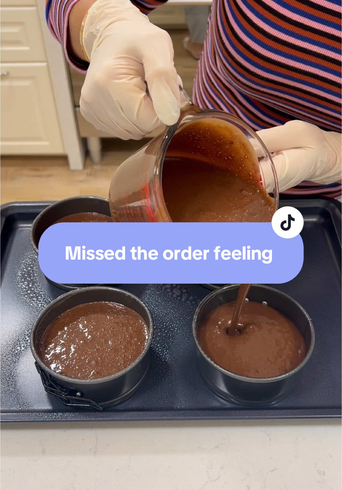 If you think I deserve it please vote for me at the link in this video for the #TikTokAwards love u all! 💖#cake 