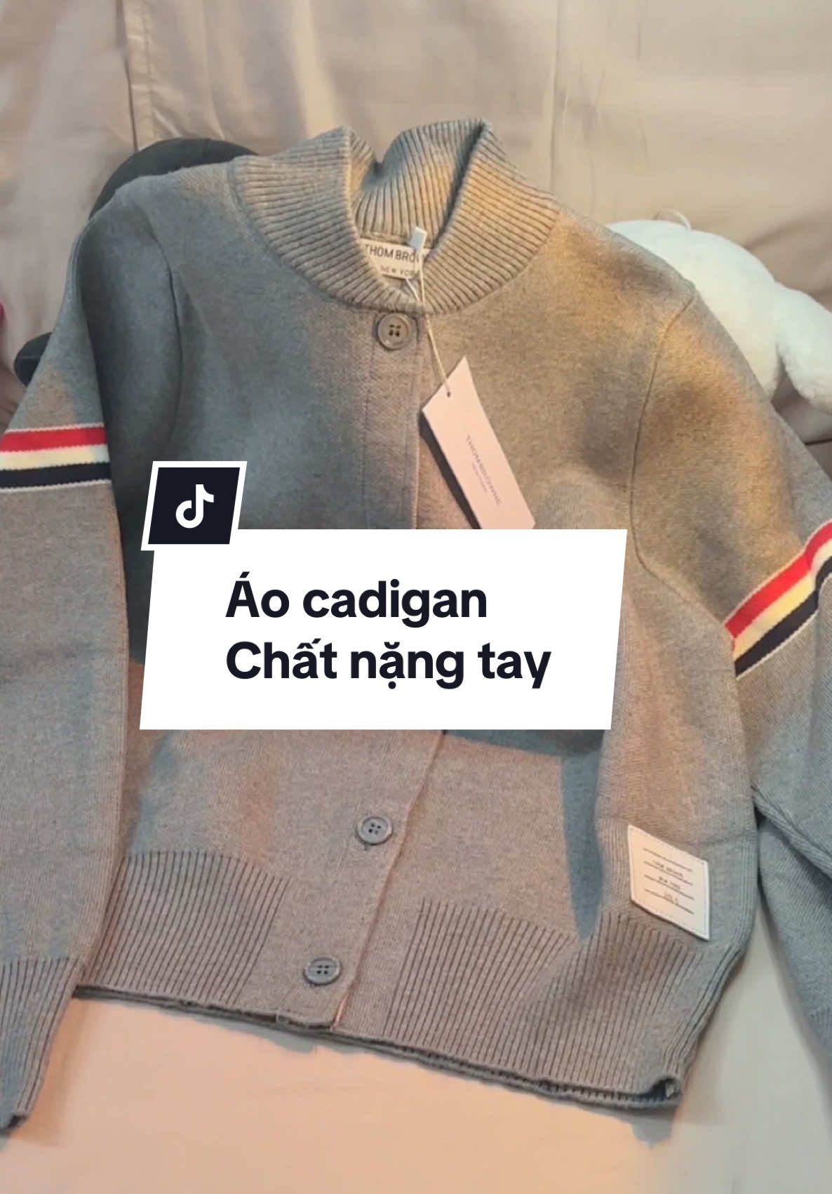#CapCut #cadigan #thomebrowne #xuhuongtiktok #unboxing có ai muốn e lên cách phối với áo này k ạ #xuhuongtiktok 