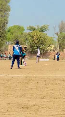 ان سوئنگ بال کیسی لگی ؟#foryou #foryoupage #standwithkashmir #100k #tiktokgaga 