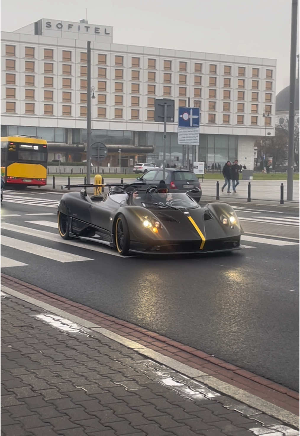 pagani zonda hp barchetta in warsaw #cars #pagani #zonda #paganizonda #zondahpbarchetta #warsaw #carspotting #foryou #foryoupage #fyp #viral