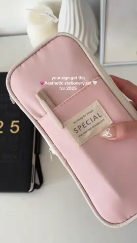 🥹Absolutely Bargain!!! This £14 stationery set literally comes everything you need !!! Whether you are college or work!!!#stationery #back2school #pencil #schoolsupplies #dealdrops #tiktokmademebuyit #spotlight 