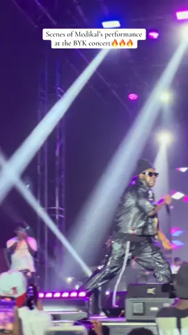 Scenes of medikals performance at the #beyondkontrolconcert24 🔥🔥🔥🔥#concerts #shattawale #medikal #byk 