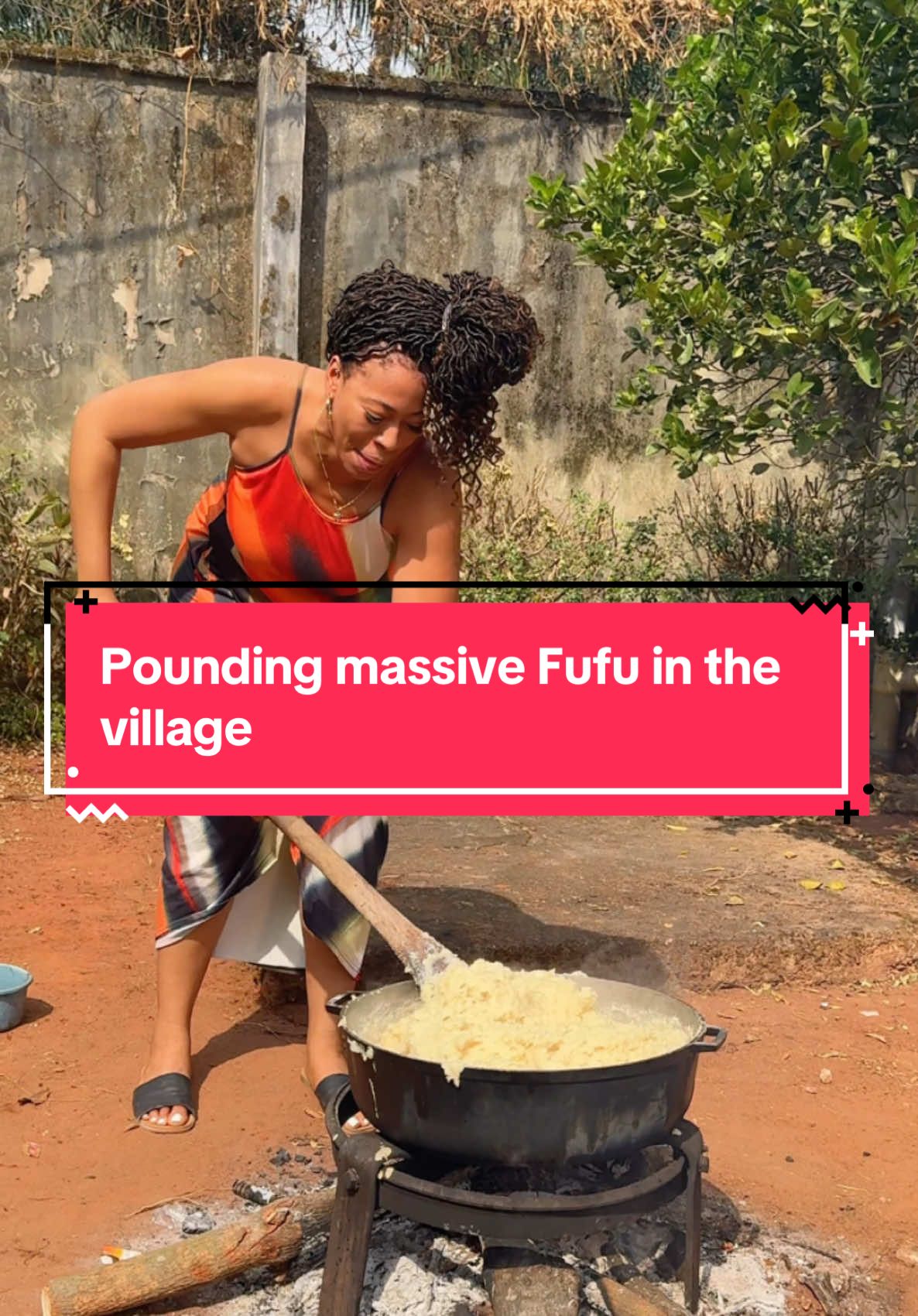 Pound fufu if you want correct arm muscles 🤣💪🏿🇳🇬 Excited to be back in Nigeria and chop plenty tantalizing food ! Where are you spending your holidays?   #dettydecember #anambra #villagelife #poundedyam #tiktoknigeria #Foodie #holidays 