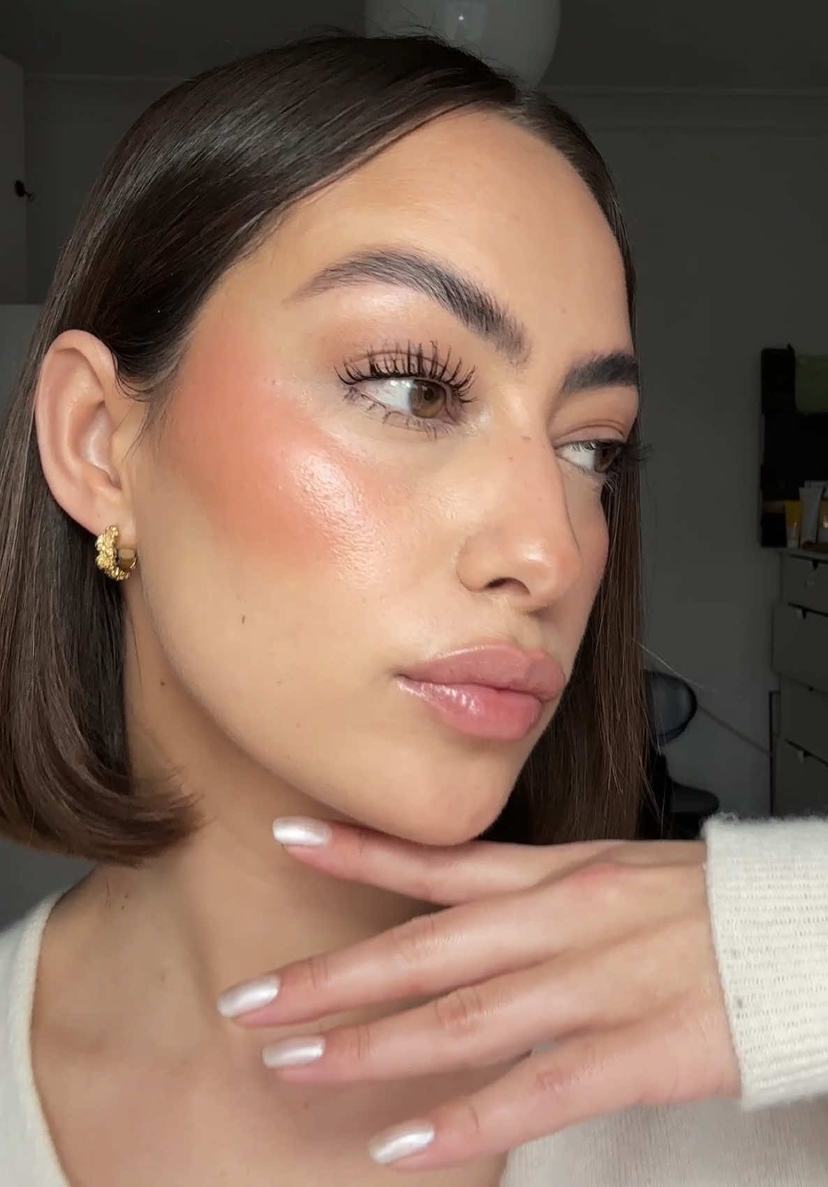 Say less, immediately adding NEW B Structural Mascara to our #TikTokShop cart for full, fluttery, wispy lashes like @Klara Montes 😍 #HausLabsMascara #BeautyTok #mascara #lashes 