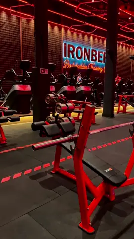 Aproveite a taxa zero na matrícula Só até  dia 31 de Dez.  A melhor academia espera por você!  Sua melhor versão começa aqui💪 #ironberg