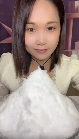 extra soft shaved ice . #1heartice #2heartice #ice #asmr #icelover #icelovers #viral #iceeatingasmr #iceeatingsound #fyp #iceeatingvideos #iceeating #whiteiceeating #whiteice #whiteiceasmr #softice #softiceeating #fluffyice #shavedice #powderyice