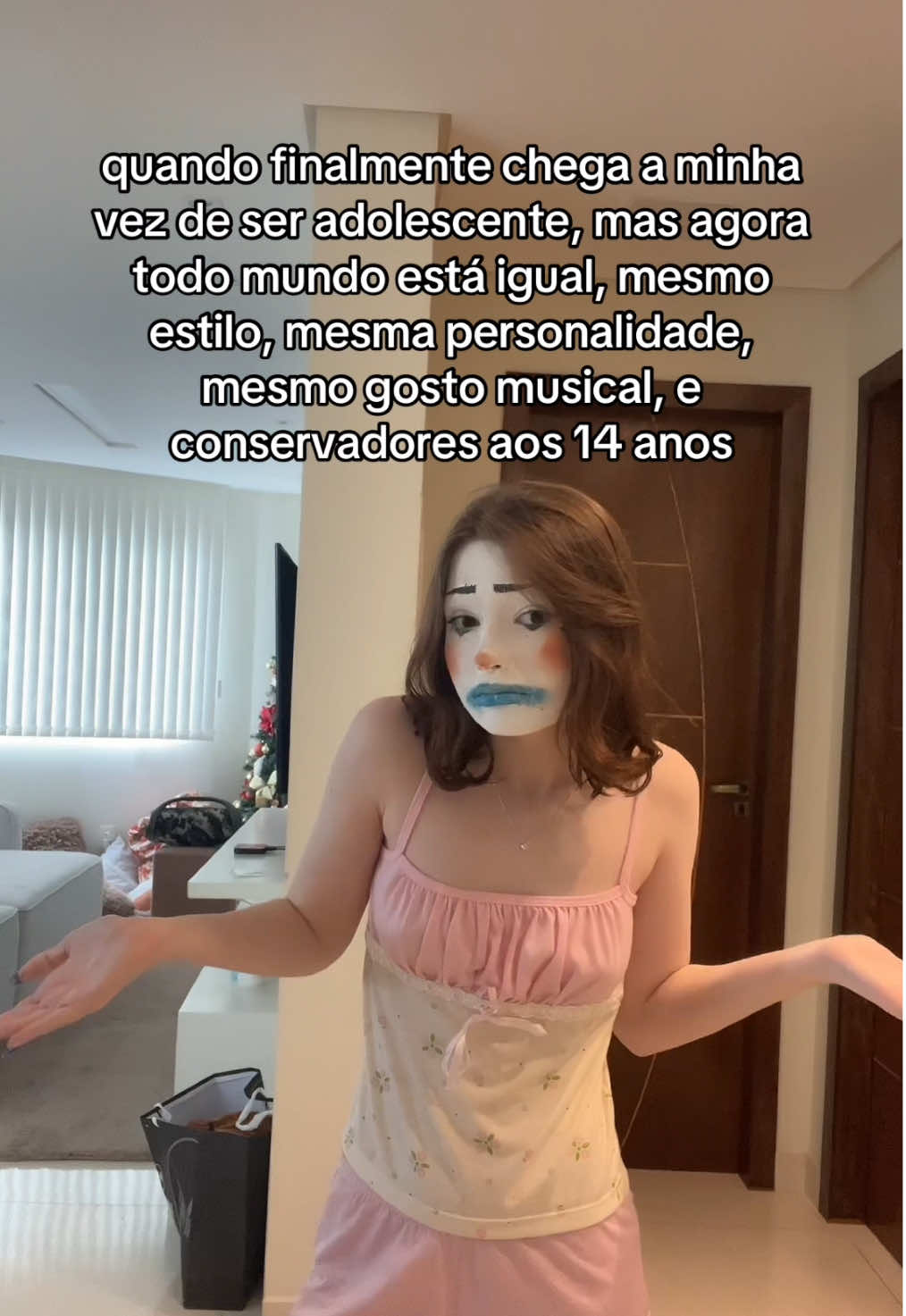 na época que eu era criança os adolescentes me pareciam mega legais e únicos #fyp #adolescentes #lanadelrey 