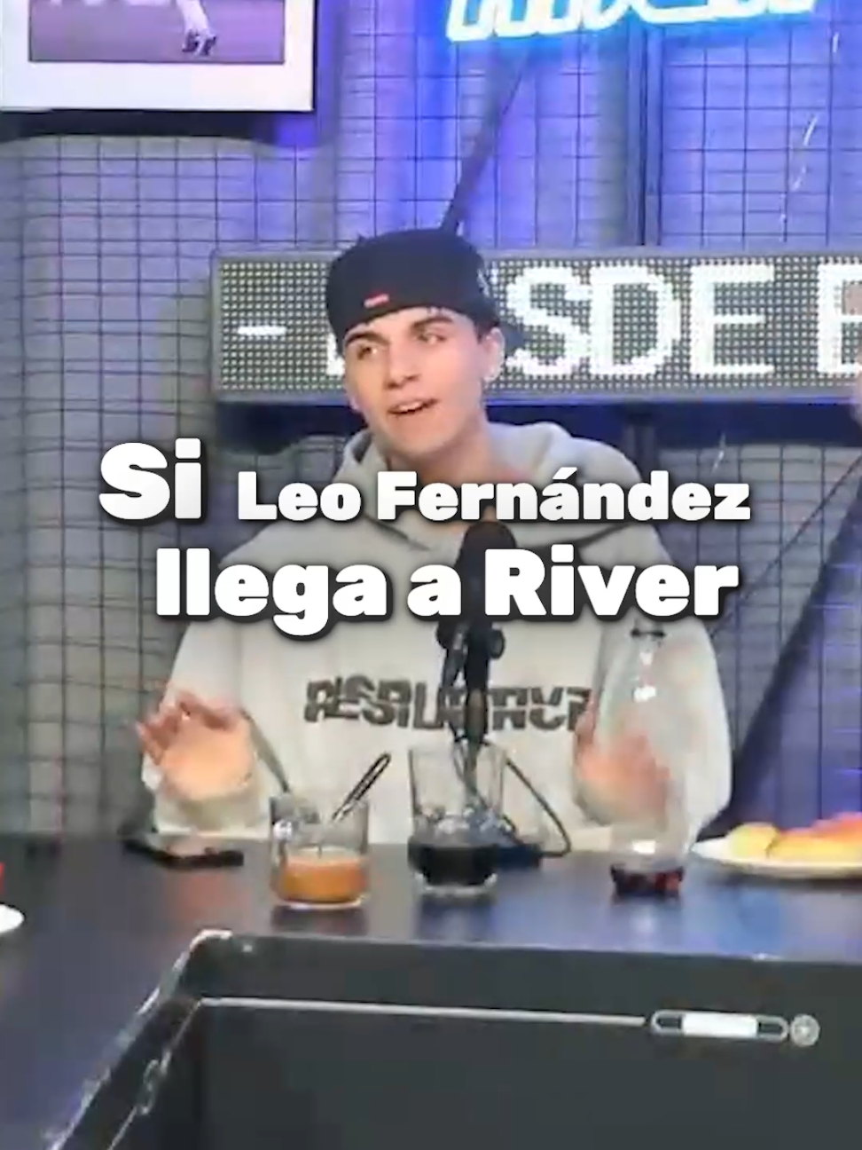 LEO FERNÁNDEZ A RIVER? 🇺🇾🔄 Nos podes ver todos los JUEVES a las 19hs Kick.com/mernuel YouTube.com/@desdeelarea #desdeelarea #futbol #futbolargentino #river #riverplate #carp #copa #libertadores #copalibertadores #leofernandez #leonardofernandez #peñarol #toluca #mercadodepases #parati