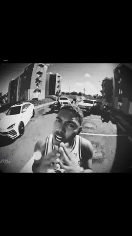 Soy un Young King. @Myke Towers  #myketowers #myke #lykemike2 #lykemiike #billyvan #lamineyamal #nicowillians #soyunyoungking #youngking 