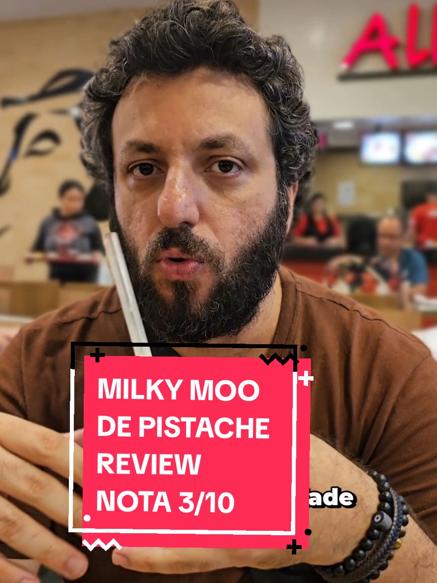 Milk Shake Milky Moo de pistache nota 3/10 não tem gosto de pistache, a massa achei ok para o público que consome, mas para o meu paladar não achei tão boa.  Mas com esse valor iria de Borelli ou Baccio di Latte.  #CapCut #pistache #sorvete #fyp  #paravoce #4you 