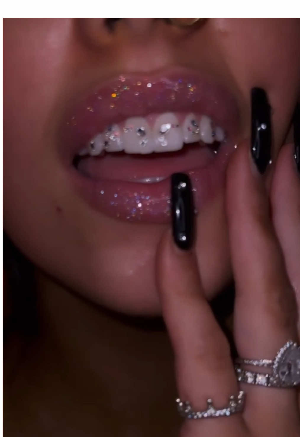 Book your diamond smile today #foryoupage #gem #toothgems💎 #foryoupage #blingbling 