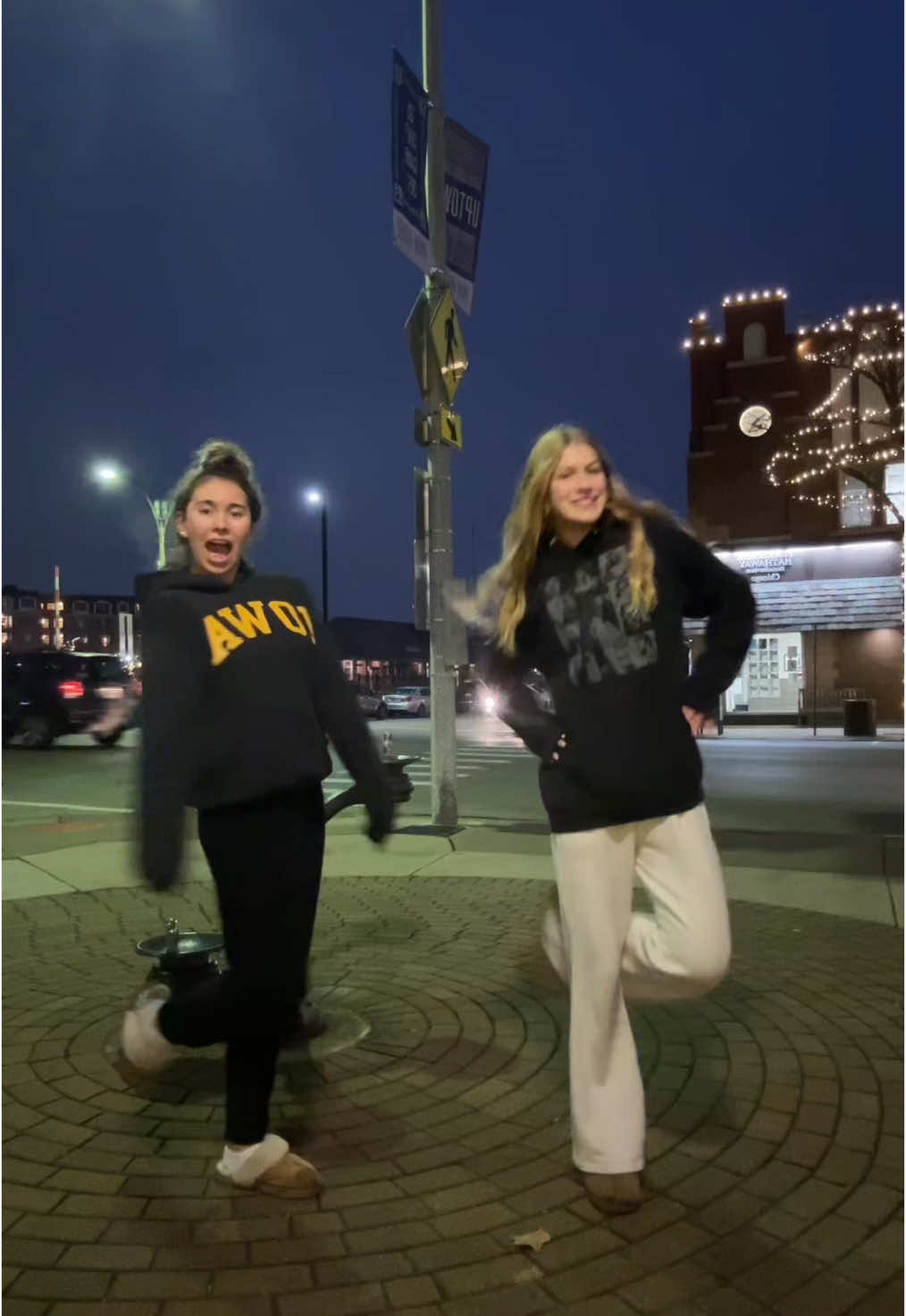 ⭐️⭐️⭐️ #fypシ #december #foryoupage #winter #blowthisup #dance #twopreppygirlsdancing #foryoupage #fridayfun 