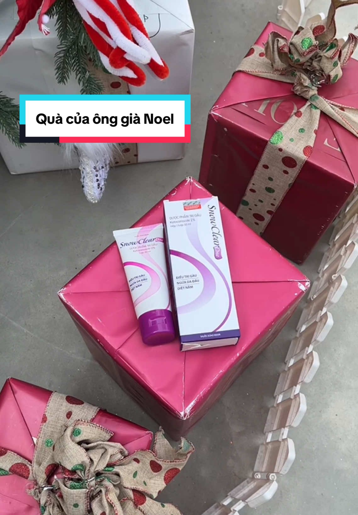 Nhìu tuyết đầu thì gặp em #snowclear1 này liền 2 tuýp hơn loét thui #xuhuong #daugoitrigau #daugoi 