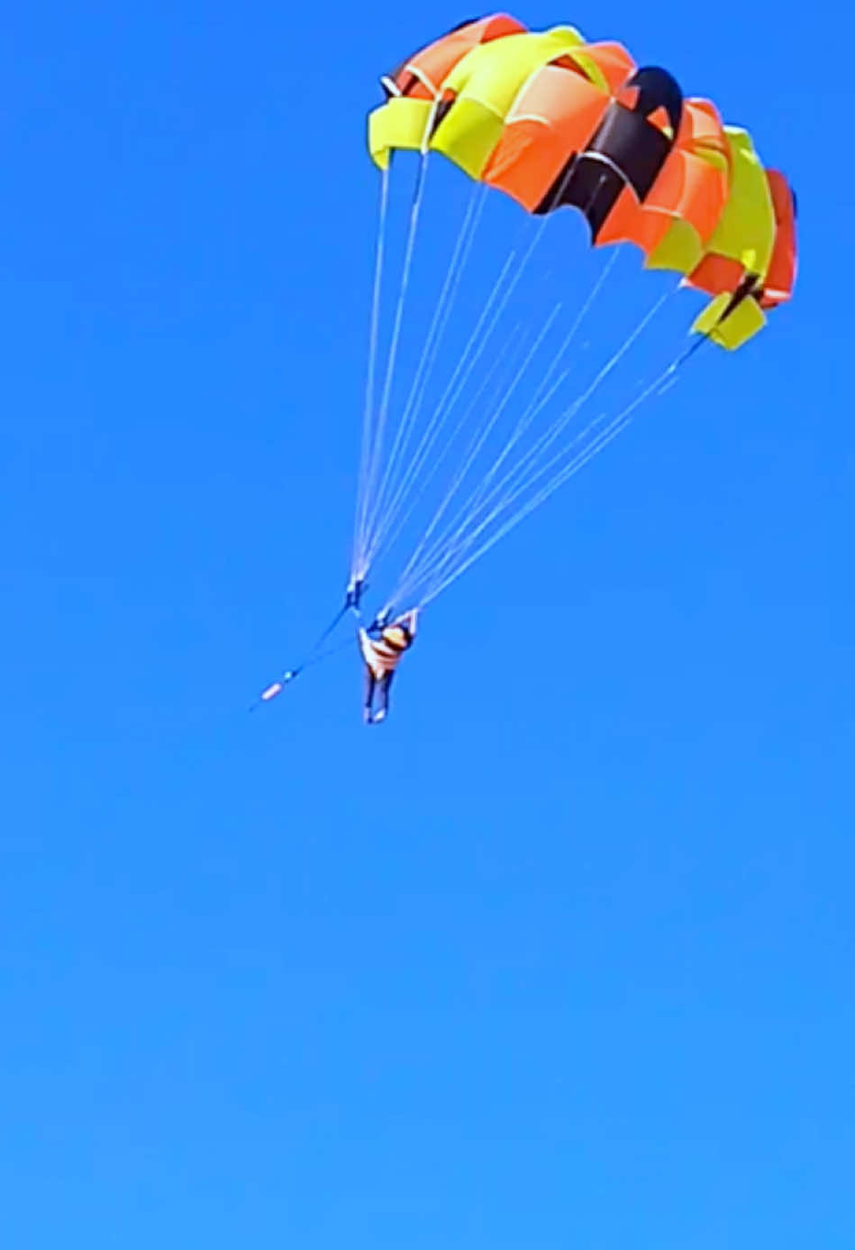 প্যারাসাইলিং ফুল ভিডিও  parasailing 🪂 full video #jeneyaayshorzo #parasailing #tour #trend #coxsbazar #parasite #fyp 