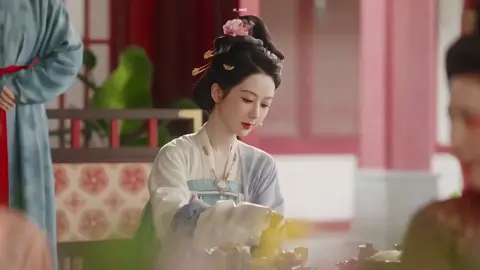 Trailer quá ưng 10 điểm không có nhưng, Quốc Sắc Phương Hoa mẫu đến #quocsacphuonghoa #duongtu #lihien #moonn🐳 #jnde_team 