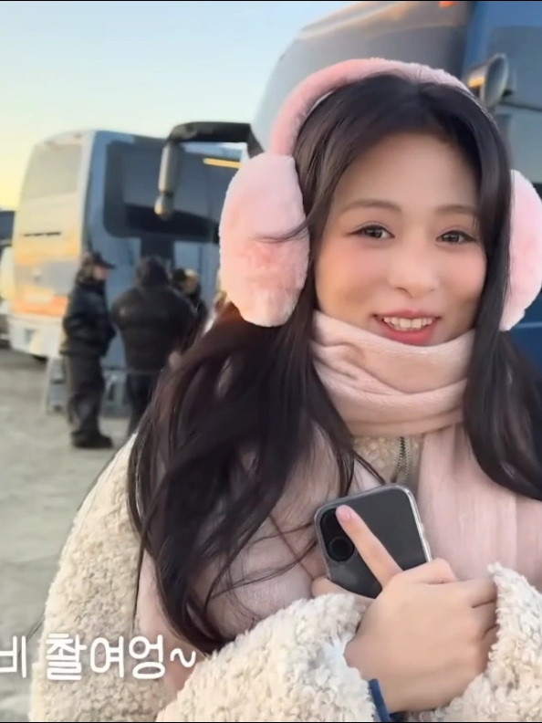 Please keep smiling and stay happy like this Ahyeona💗 #AHYEON #아현 #BABYMONSTER #베이비몬스터 #ahyeonbabymonster #kpop #fyp #viral #fypシ #foryou 