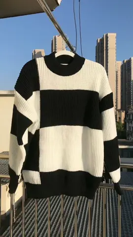 #ypfッ #menswear #mensclothing #gift #family #realshot #pray #party #tfasion #OOTD #tshirt #Men #sweater #familyday #ootdfashion #TikTokFashion #ss24tfashion #giftideas 