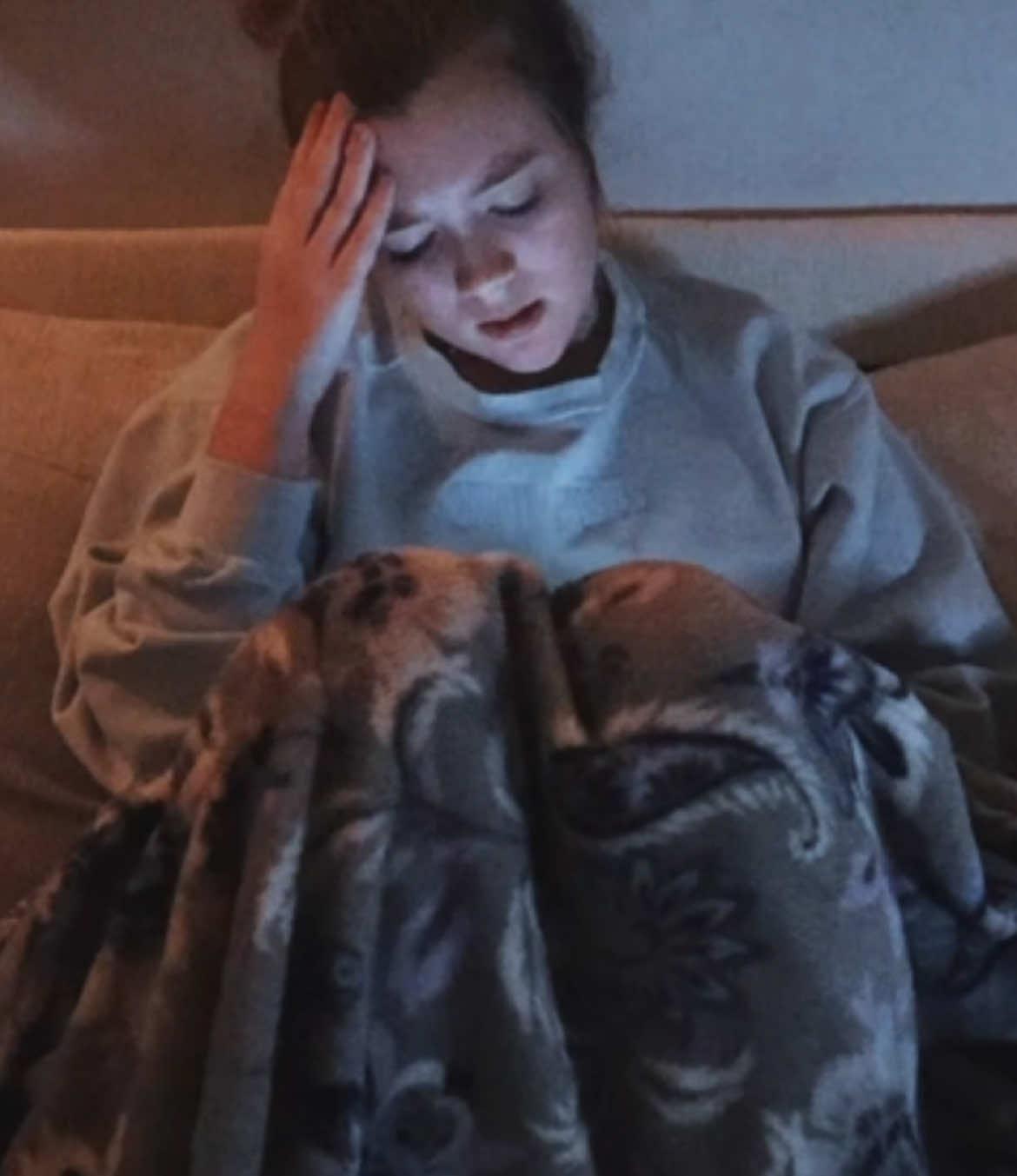 here’s a preview of my short film “skin deep.” it’s on the pressure of societal beauty standards. it was really fun to make and i can’t wait for people to watch!! thank you to my best friend helena for helping make this happen.  #fyp #viral #beauty #beautystandards #shortfilm #standards #skindeep 