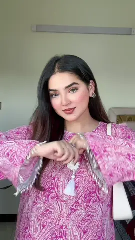 Beautiful @Life with wafika  Apu in our weightless crep chiffon Kurt🪷 taking pre order for this single kurti #fffffffffffyyyyyyyyyyypppppppppppp 