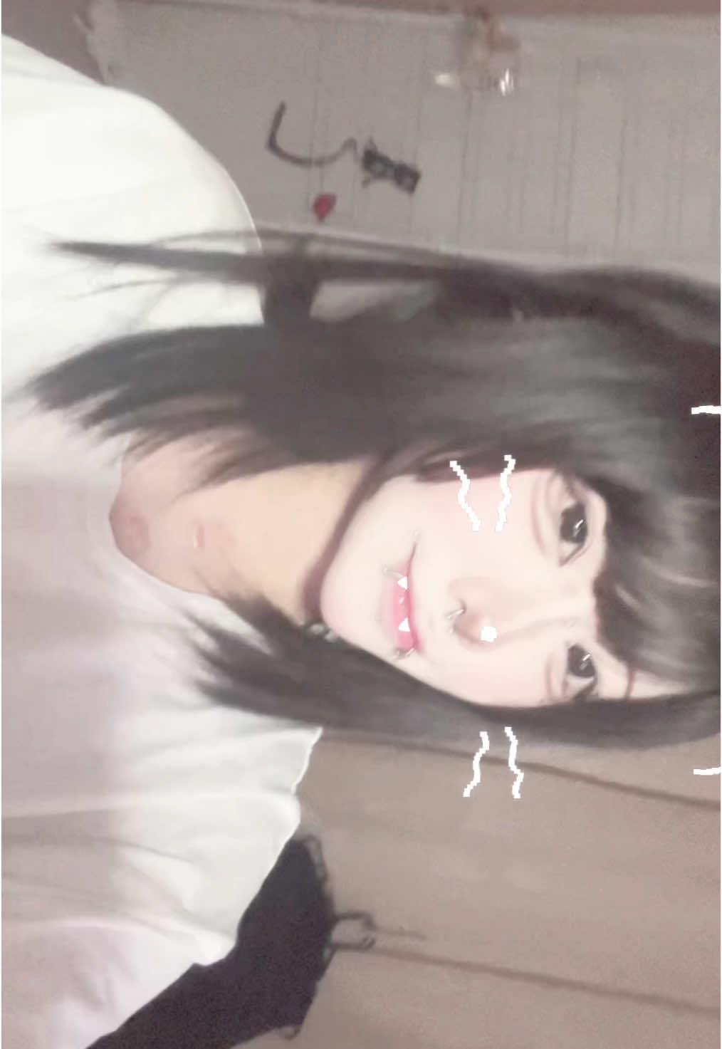 今なんかめっちゃ荒れてんね、一途な子が報われますよーに #おすすめ #fyp #中性 #重加工 #ウィッグ 2024.1016