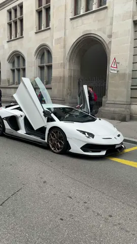 white monster in zurich #lamborghini #svj 