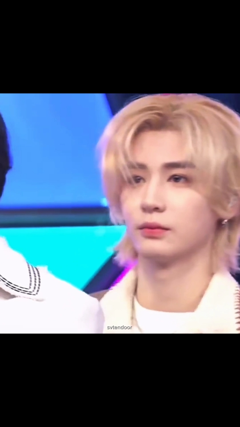 bengong-bengong, tiba-tiba Aegyo 😖 cr.ig@/sungho_nyx #Leehan #kimdonghyun #kimleehan #leehanboynextdoor #boynextdoor #보이넥스트도어 #foryoupage #kpop #fyp @BOYNEXTDOOR 