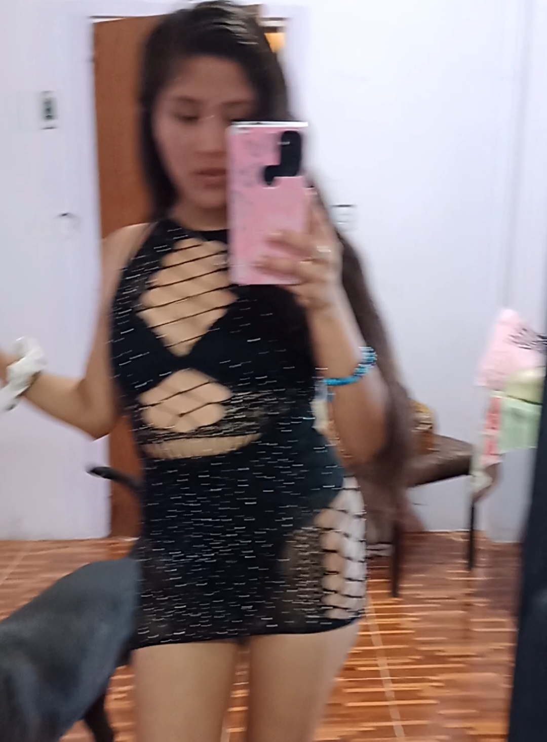 Preparándome para el Evento 🎤❤️😂 Al pdo me pruebo el vestido mi mamá no  me deja Usarlo. Ni modo soy una niña obediente jaja #entretenimiento #nosequeponer #jajajaja