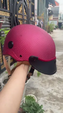 Combo 2mũ bảo hiểm sơn caro cao cấp Dây khoá nâu lòng thêu nâu +Mỏ lưỡi tháo rời _Helmet  #mubaohiemgiare  #mũbaohiemthoitrang  #Mubaohiem  #xuhuongtiktok 