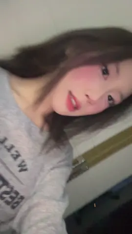 #xh #quynhnguyen anh cứ di nhé