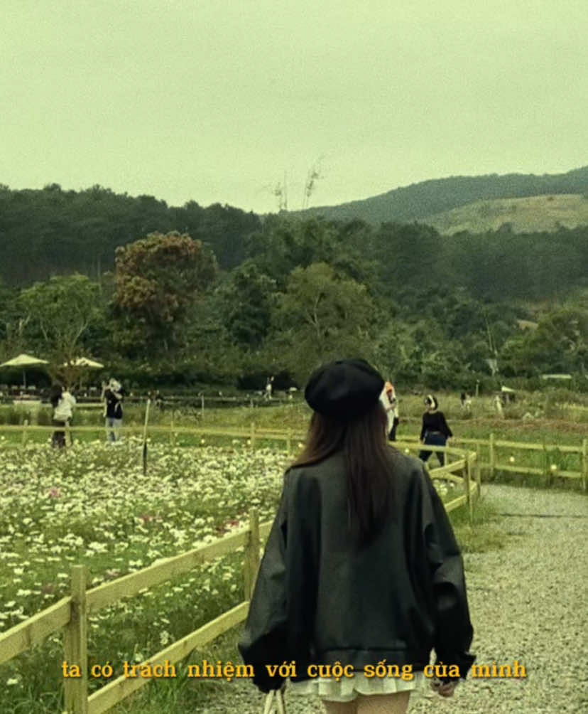 Phải yêu bản thân mình trước đã…