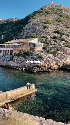 Le sud au mois de décembre 🩵 #southoffrance #marseille #calanques #marseilleveyre 