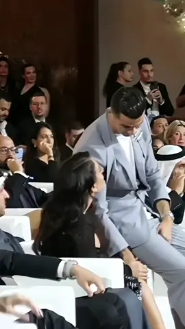 The way he held her hand when she arrived and kept his hand holding hers as she sat next to him.♥️😭 #Cristiano #Ronaldo #cristianoronaldo #Georgina #georginarodriguez #globesoccer 