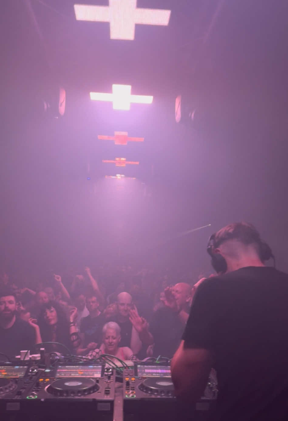 @slam_djs play 6 hours tonight @New World Glasgow #slamdjs #technomusiclove #technomusic Last time was off the hook🔥🏴󠁧󠁢󠁳󠁣󠁴󠁿