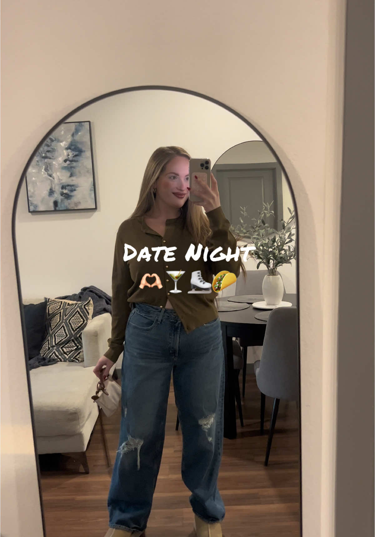 Drinks + Ice Skating + Tacos  🫶🏻🍸⛸️🌮 Such a fun date night, I suck at ice skating but I still tried my best 😂 #fyp #datenight #datenightideas #iceden #azicegilbert #azice #thingstodoarizona #azthingstodo #arizona #gilbert #parati #mexicanaenusa #viral #fyppoppppppppppppppppppppppp 