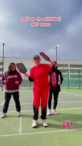Pickleball APT dance #pickleball #dance #apt #aptdance #aptdancechallange #fun #letsplaypickleball #pickleballislife #pickleballaddiction #drill #practice #play #dance #havefun #saturdayvibes #tiktok #tiktokvideo #tiktokviralvideo #tiktokviraltrending