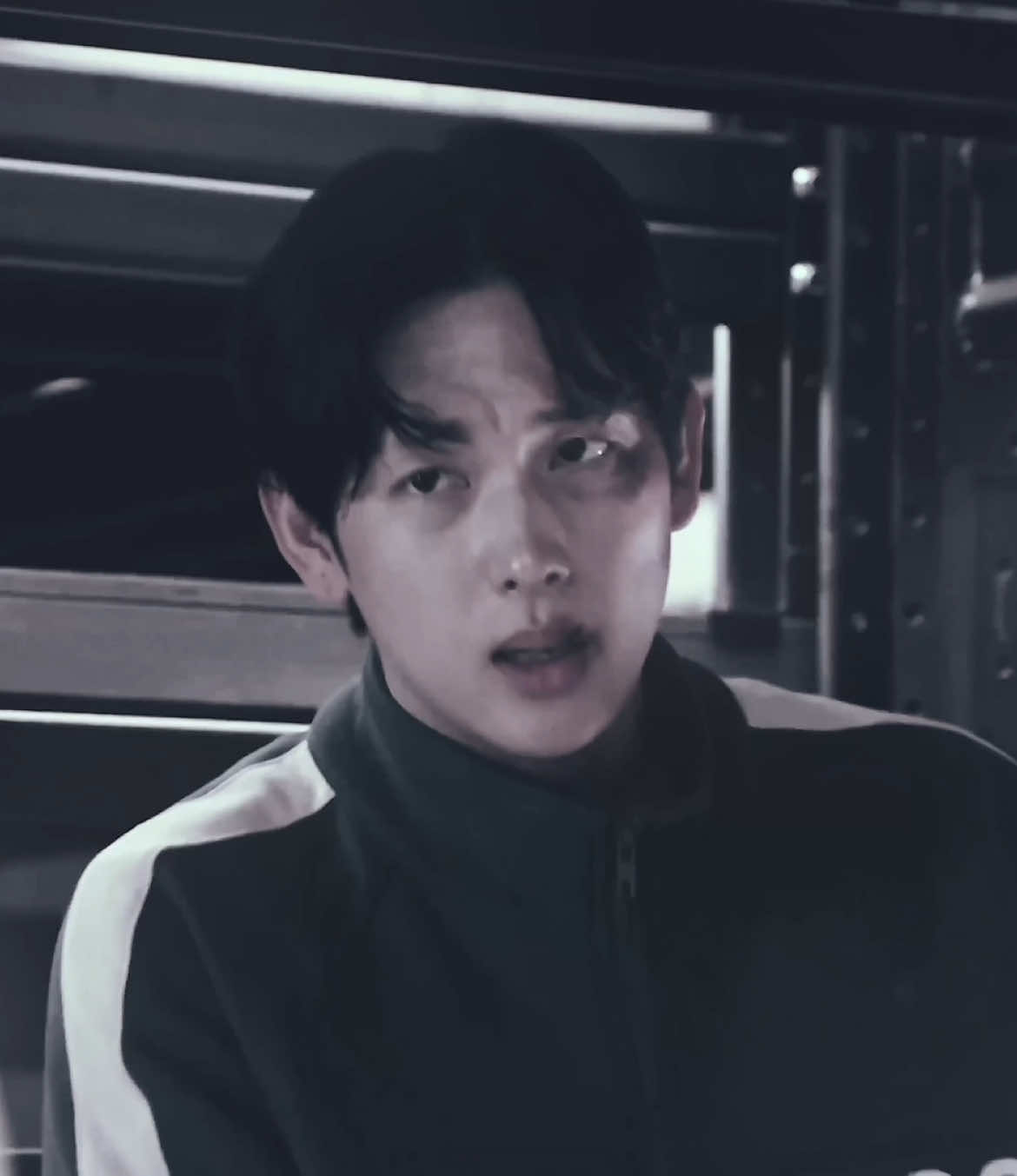 #MYEONGGI 𖤐 my man since strangers from hell || anyways i'm back 🤞🏻 #squidgame #squidgamenetflix #leemyeonggi #myeonggiedit #yimsiwan #yimsiwanedit #kdrama #netflix #kdramafyp #taeyxni #foryoupage #fyp #foryou scp: taedae.scp, cc: n6tralcc