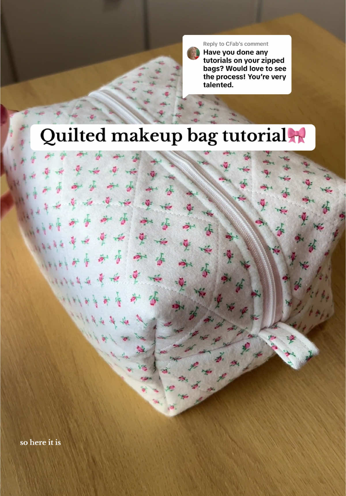 Replying to @CFab for everyone that requested a quilted makeup bag tutorial! thank you for all the love on my handmade gifts video😊 more tutorials to come! #sewingtutorial #beginnersewing #sewingproject #diygift #diyideas #diyproject #sewingdiy 