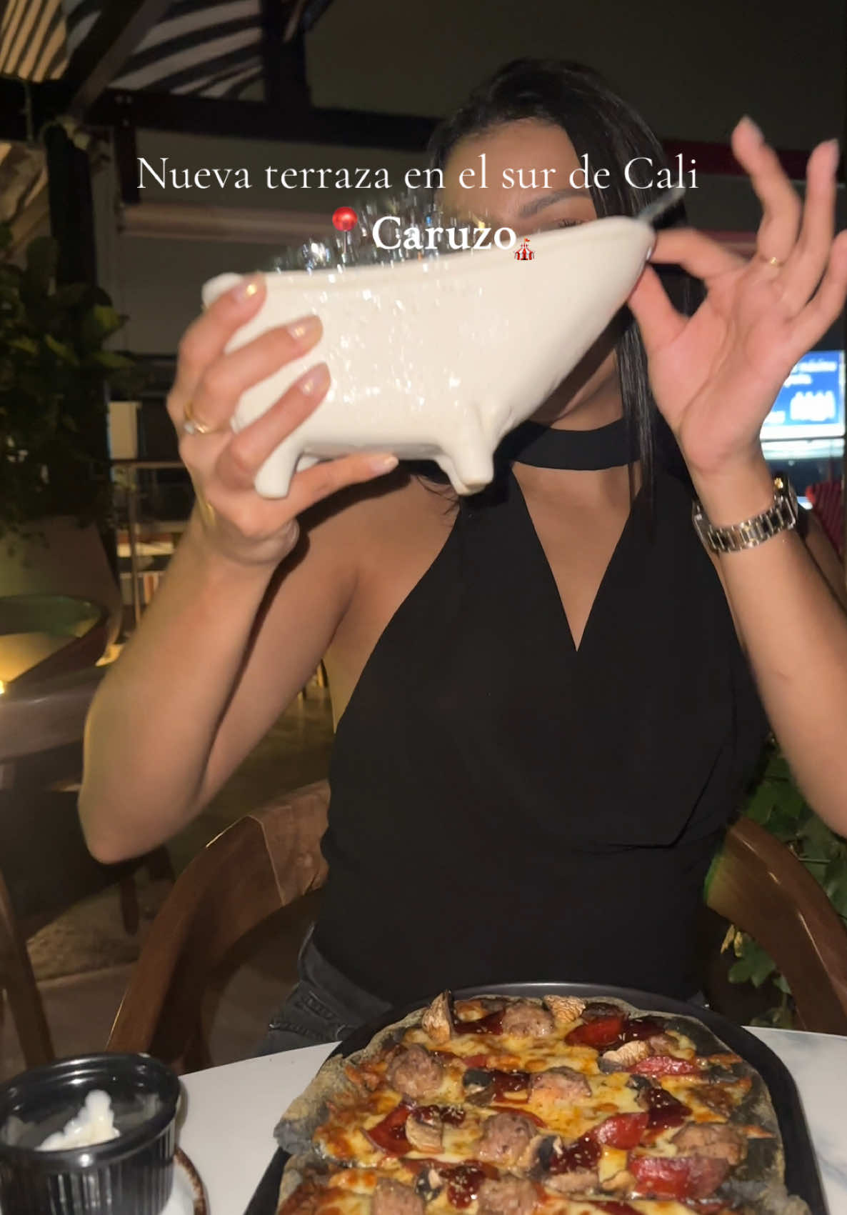 Está ubicada en Pance y es espectacular! Porfa prueben sus cocteles 🤌🏽