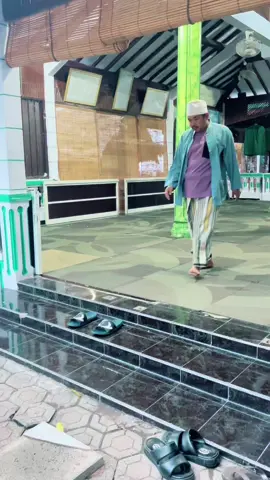 Ngaji ahad pagi PP WALISONGO KHR.MUHAMMAD KHOLIL AS'AD❤️