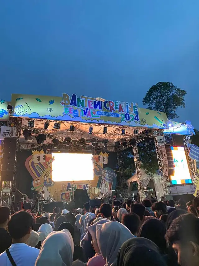 🤘 #lastchild #fyp #virgoun #bcf #bantencreativefest #musik 