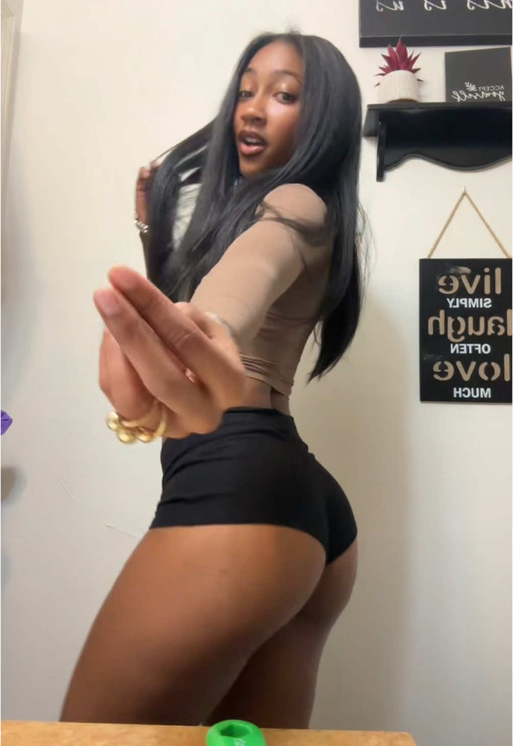 BADDIES😝😘#fyp #viral 