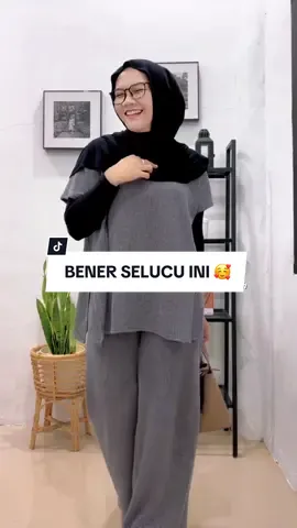 Nemu wanset segemsh ini #wanita #OOTD #ootdhijab #ootdfashion #ootdhijabstyle #oneset #diorywear #onesetknit 