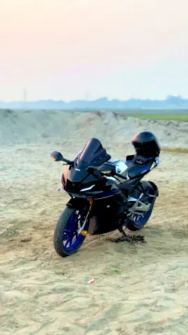 #r15m #vairalvideo #iphone15promax #15promax #r15m karbon #karbonaterol #vairal #iphone 