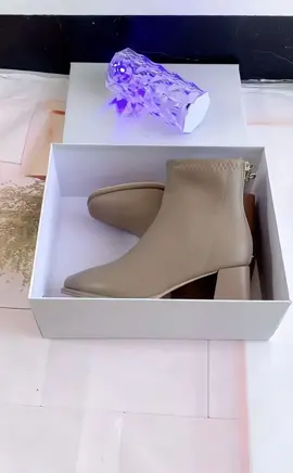 Giày bốt da mềm nữ cao cổ #xuhuongtiktok2024☘️🍀♥️ #bot #bot#xuhuong2024#bot_nữ#thoitrangnu#xuhuongtiktok2024#giaynu#reviewgiaydep#bốt#giaymuadong#giaynucaocap#giaynudep#giaynuhottrend#giaynuxinh#xuhướng#xuhướng #fyp 