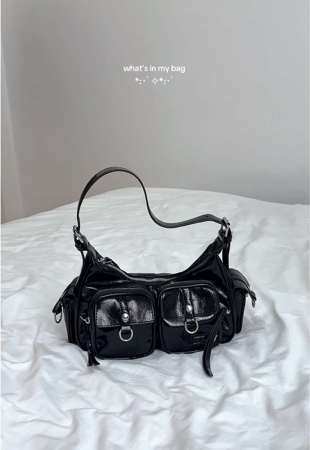 Another TikTok Shop find recommendation — in love with this stylish bag from @Caluomatt 🤍 #bag  #everydaybag #shoulderbag #whatsinmybag #fypage #tiktokshopfindsph