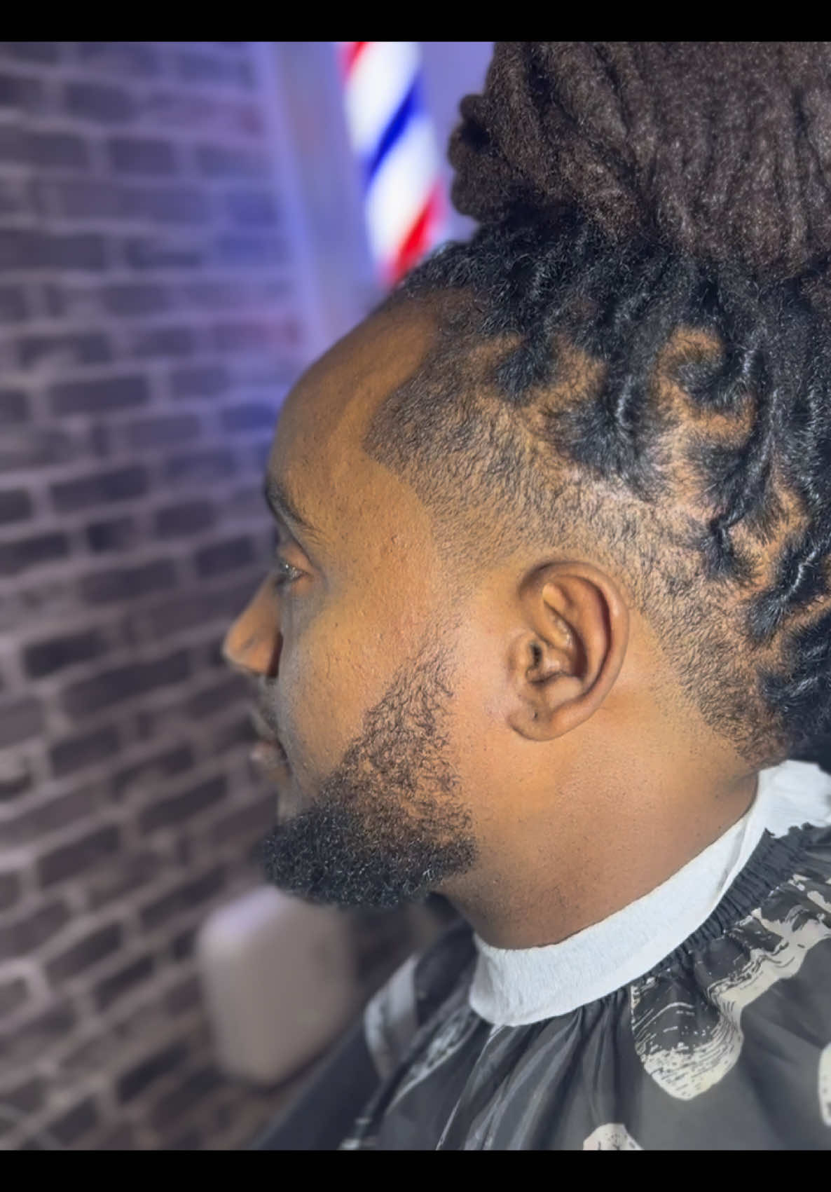 SELAM BEAUTY SALON | ☎️204 914 1781  or BOOK VIA @SELAMNAILS @TikTok @instagram @Facebook 📍Imperial Street &Sussex avenue, Burnaby, BC, Canada 📍Services..💈💇🏽‍♀️💅💄& more.  . . . #fyp #fypp #haircut #barbershop #foryoupag #vancouver #burnaby #selambeautysalonVancouver #bc #selamnails2049141781 #yvr #yvrhairstylist #facial #nails #foryoupage❤️❤️ #hair #today #highfade #lowfade💈 #beauty 